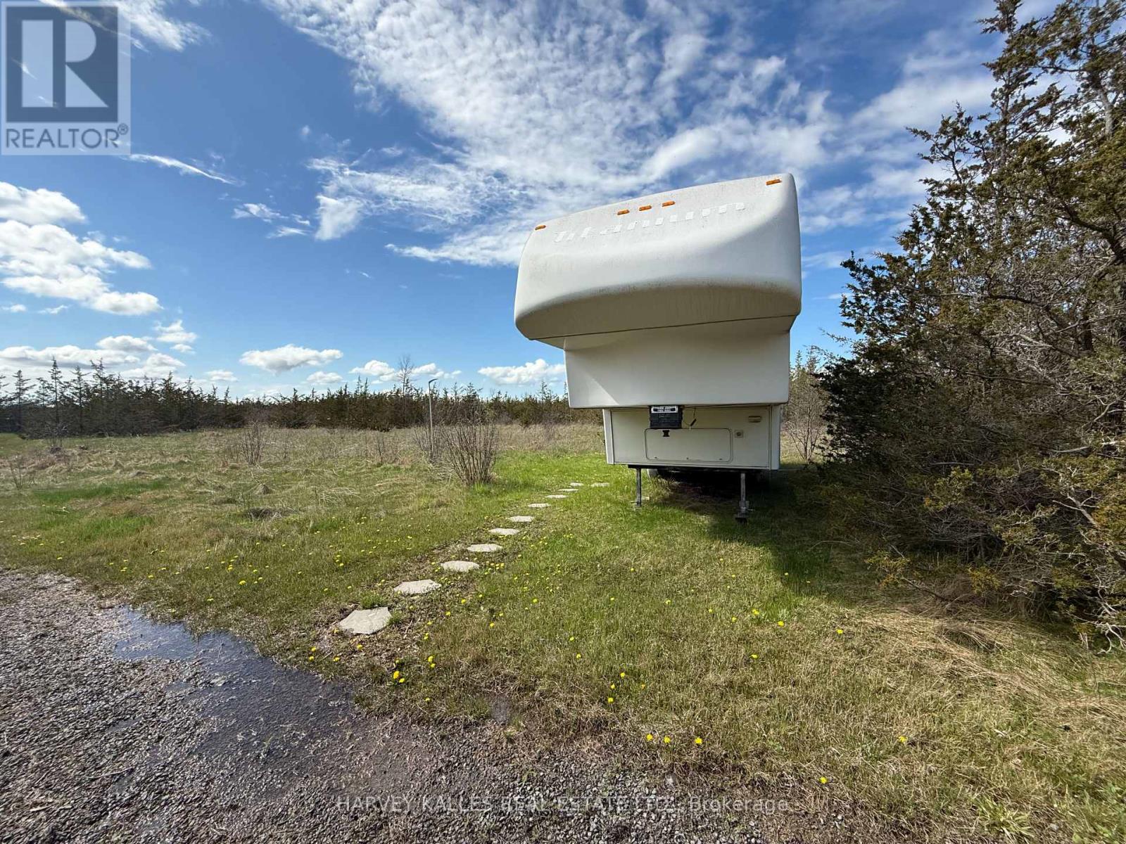 390 County Road 25, Prince Edward County, Ontario  K0K 2T0 - Photo 8 - X12148552