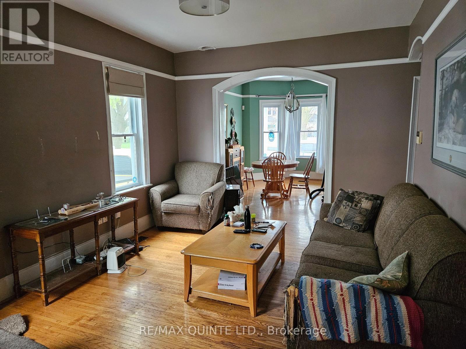 72 Cedar Street, Belleville, Ontario  K8P 3M1 - Photo 6 - X12148604