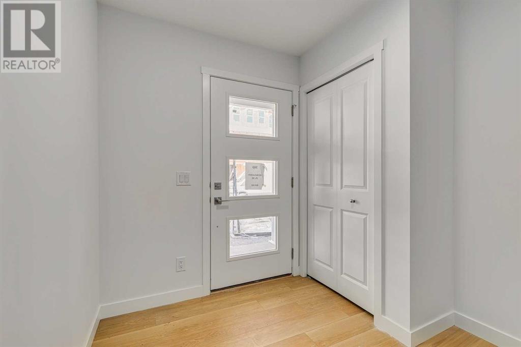 Property at 303, 65 Belvedere Point SE image 3