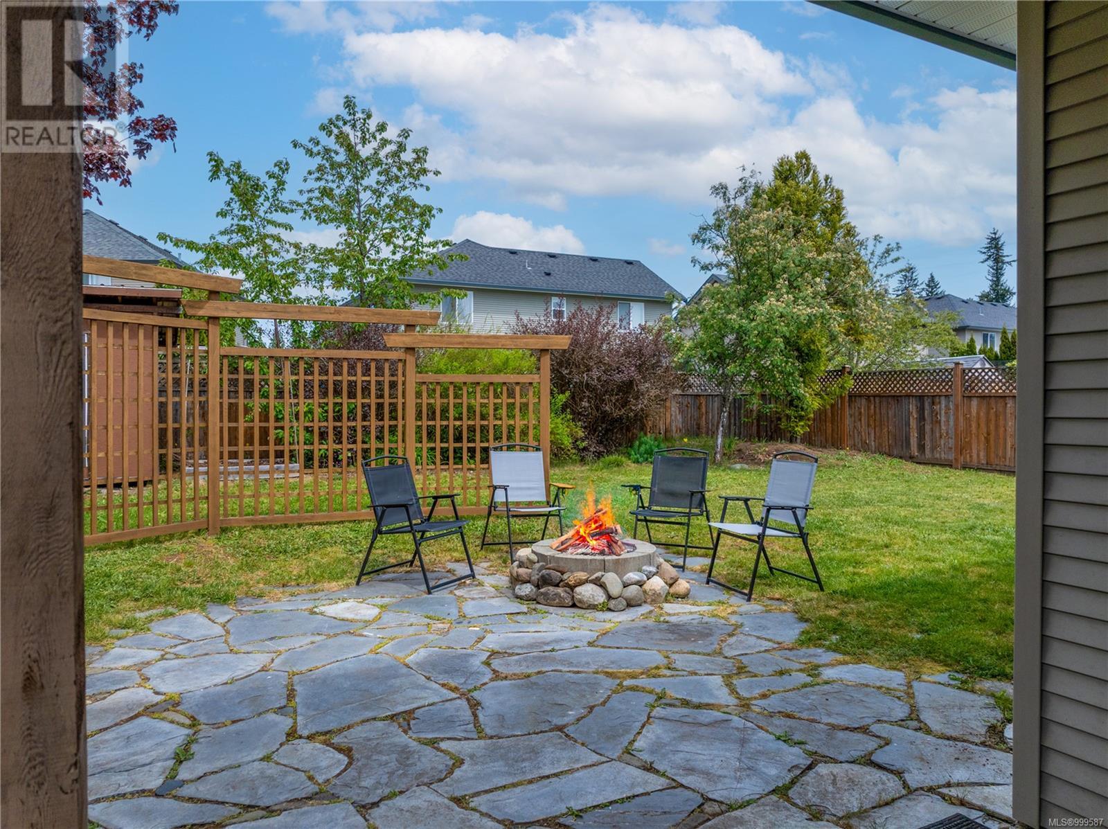2880 Bruce St, Cumberland, British Columbia  V0R 1S0 - Photo 21 - 999587