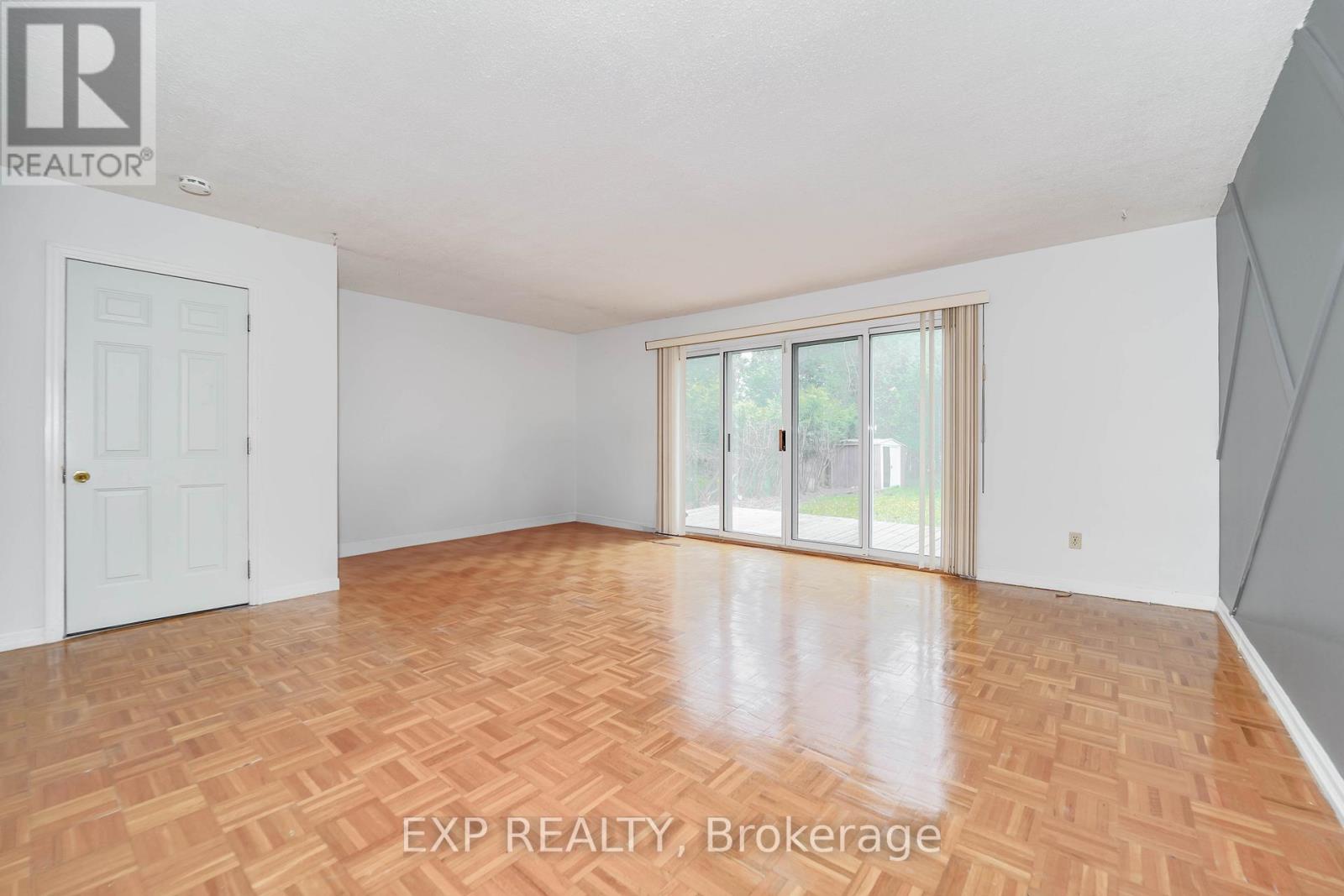 55 Hollyberry Trail, Toronto (Hillcrest Village), Ontario  M2H 2N9 - Photo 5 - C12148409