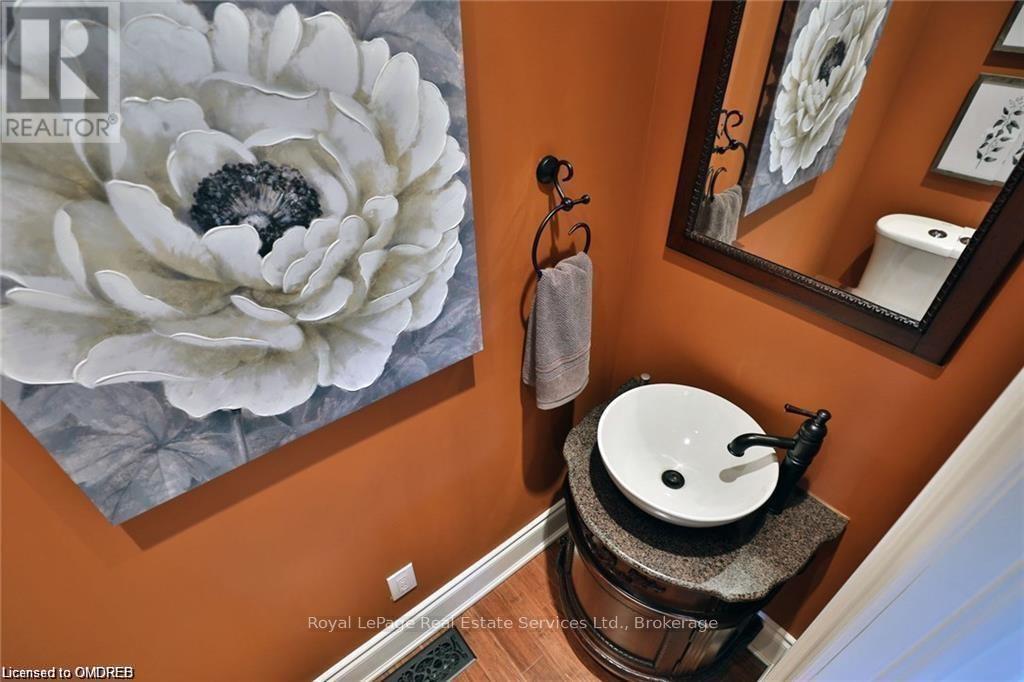 4197 Walkers Line, Burlington, Ontario  L7M 0Y7 - Photo 15 - W12148528