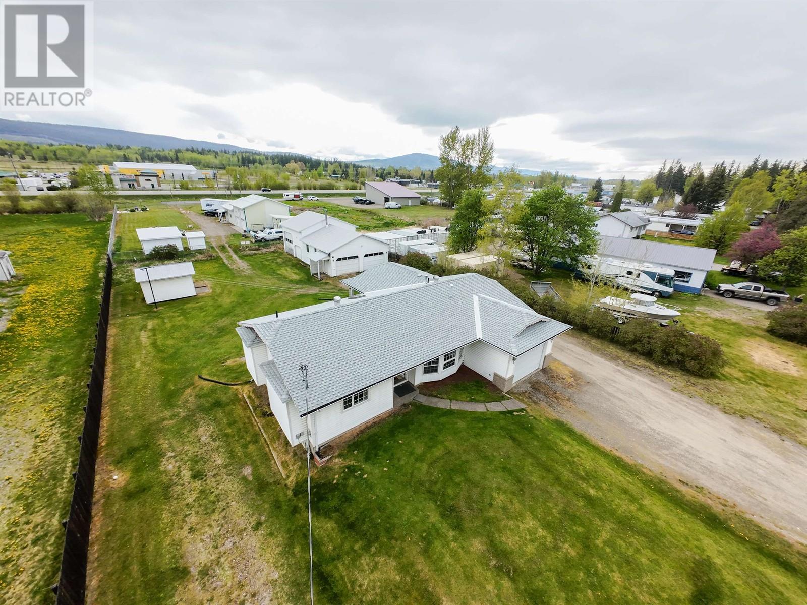 Property at 1002 MAPLE HEIGHTS ROAD image 1