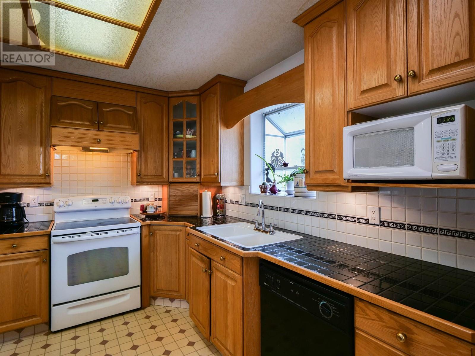 1002 Maple Heights Road, Quesnel, British Columbia  V2J 3X3 - Photo 10 - R3002904