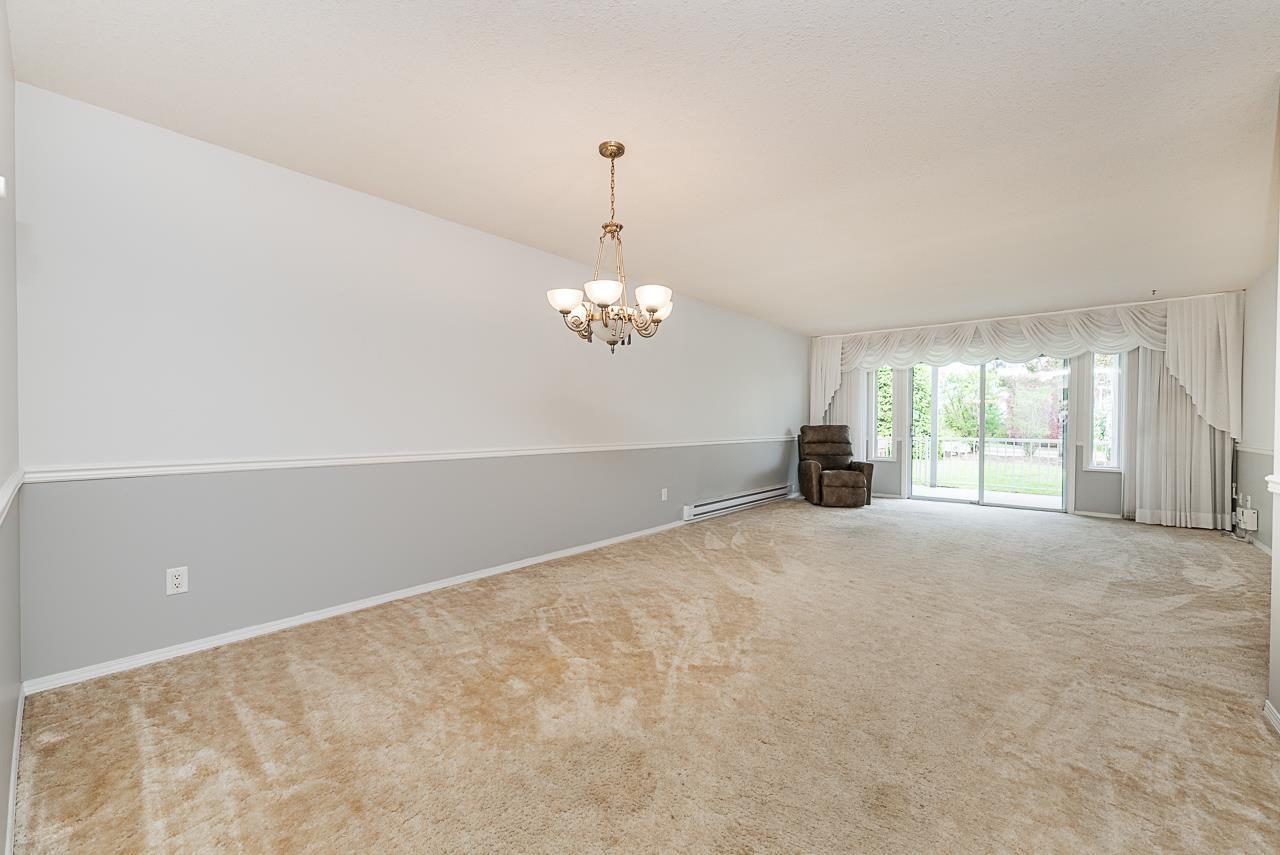 157 32691 Garibaldi Drive, Abbotsford, British Columbia  V2T 5T7 - Photo 3 - R3002849
