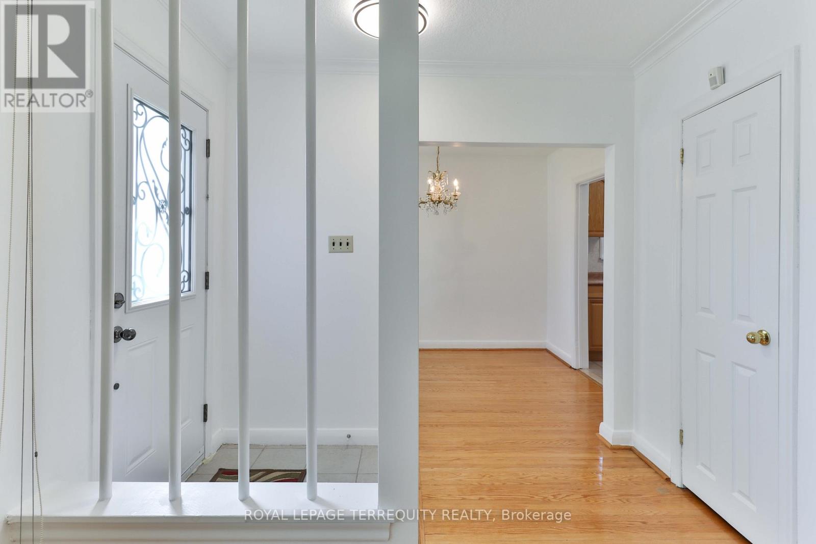 Property at 154 TOWER DRIVE image 4