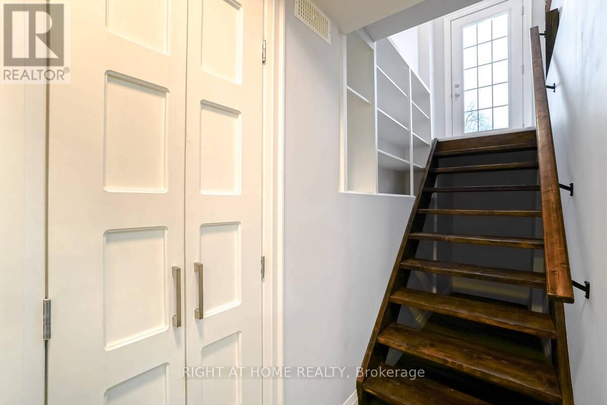 Unit 3 - 865 Simcoe Street S, Oshawa, Ontario  L1H 4K8 - Photo 2 - E12148464