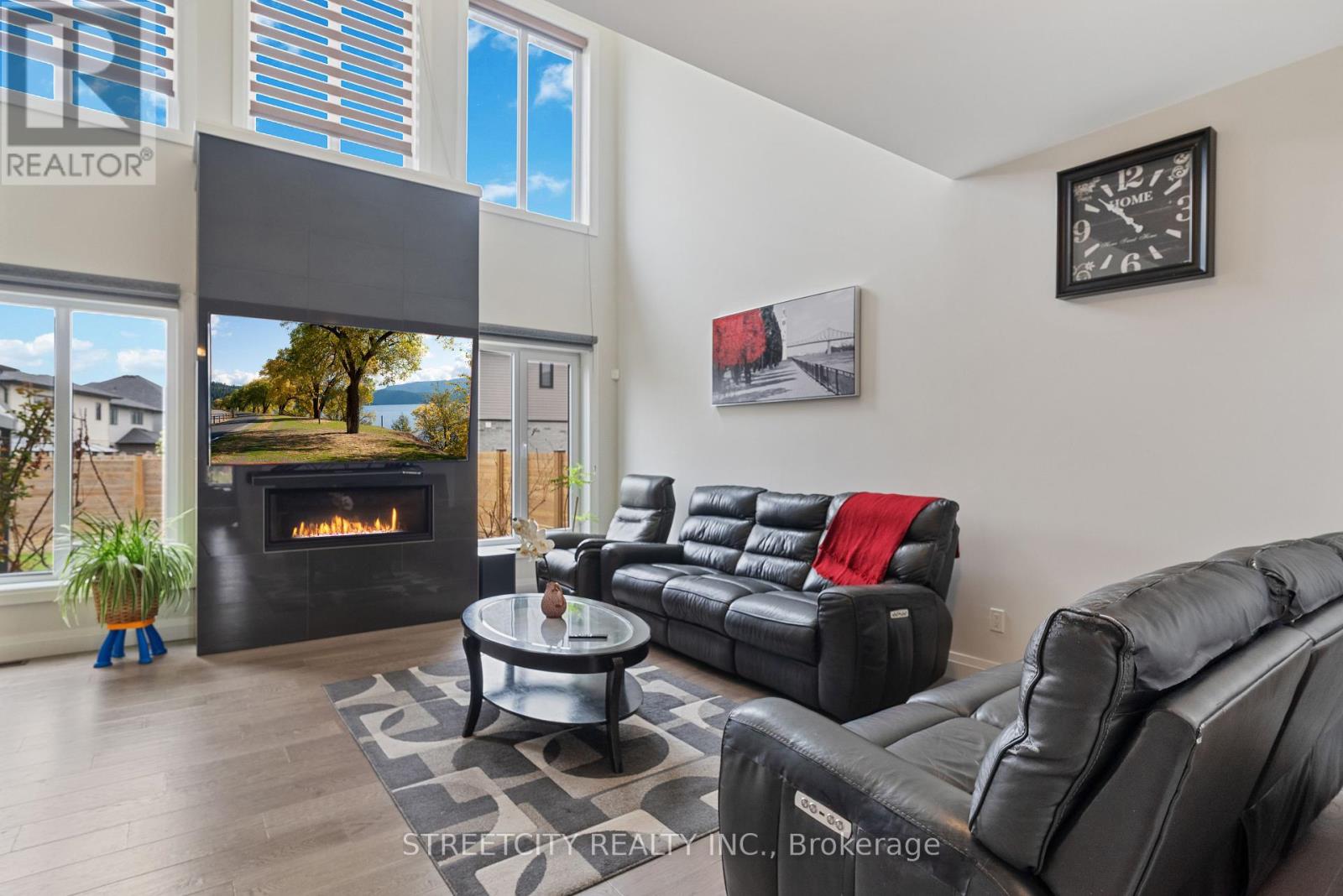 1225 Silverfox Drive, London North, Ontario  N6G 0V8 - Photo 9 - X12148582