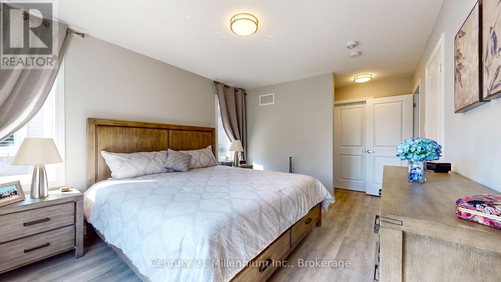 15 Ivy Crescent, Wasaga Beach, Ontario  L9Z 0H8 - Photo 38 - S12148534