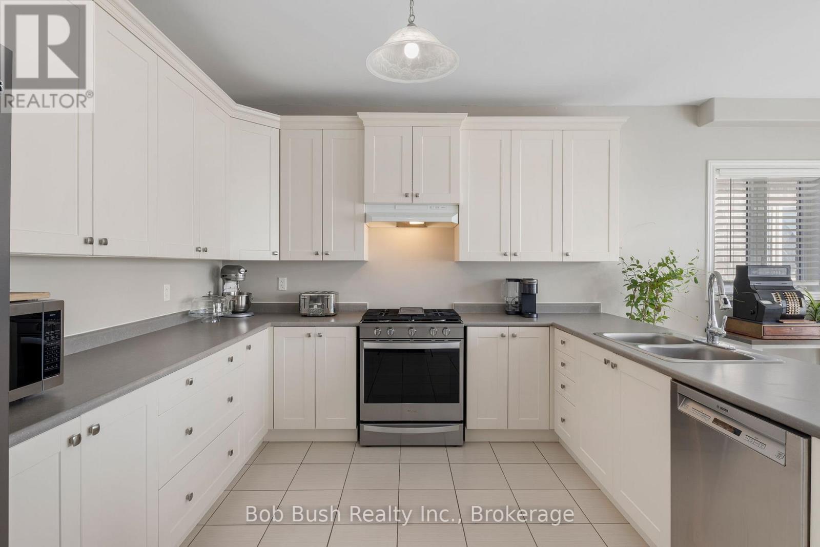 3067 Monarch Drive, Orillia, Ontario L3V 8K3 - Photo 13 - S12148565