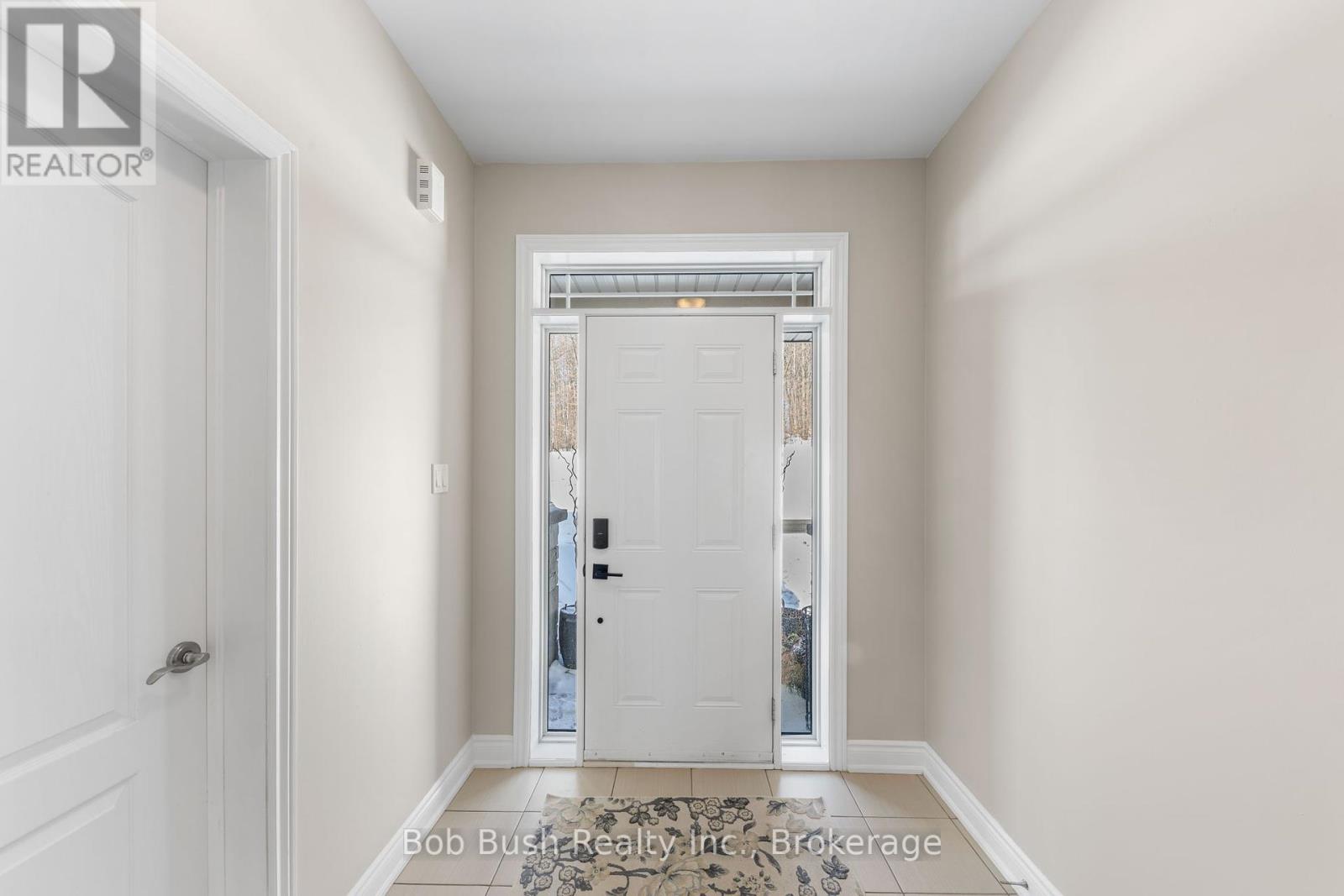 3067 Monarch Drive, Orillia, Ontario  L3V 8K3 - Photo 7 - S12148565