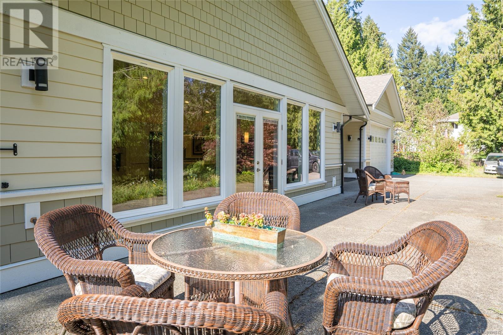 Property at 2654 Cameron Taggart Rd image 3