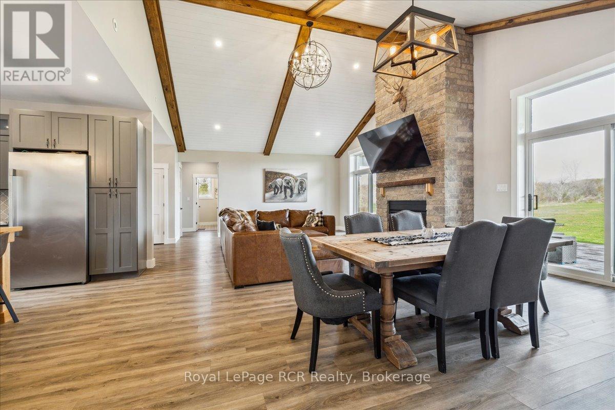 438811 Grey 15 Road, Meaford, Ontario  N4K 5N3 - Photo 10 - X12148469