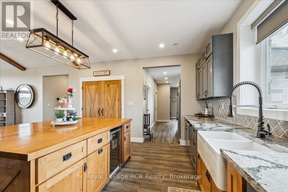 438811 Grey 15 Road, Meaford, Ontario  N4K 5N3 - Photo 18 - X12148469