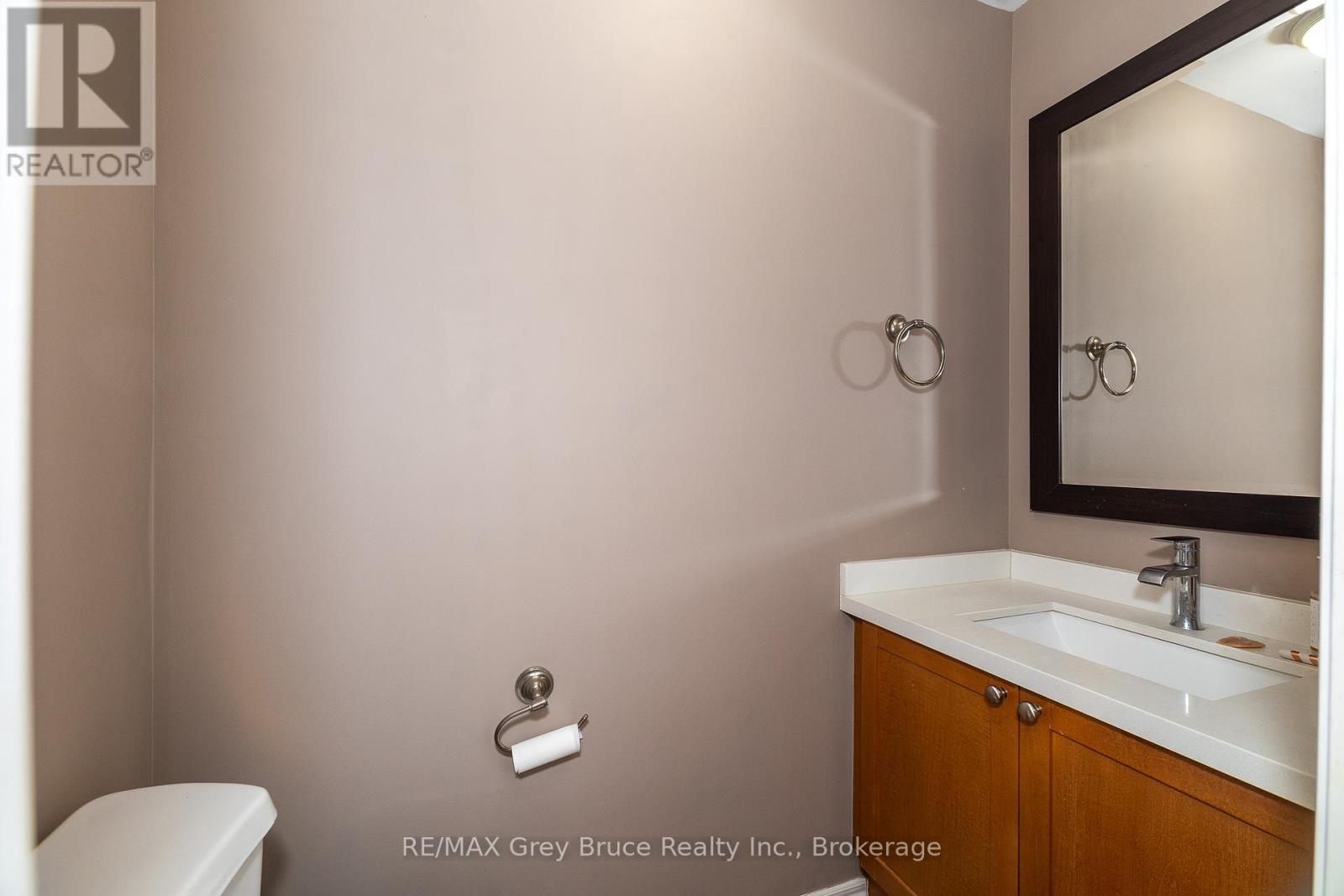 1487 14th Avenue E, Owen Sound, Ontario  N4K 0A1 - Photo 13 - X12148577