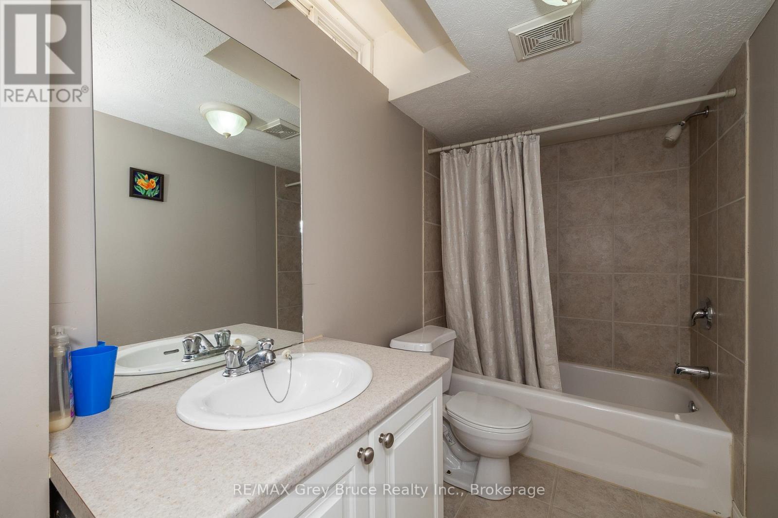 1487 14th Avenue E, Owen Sound, Ontario  N4K 0A1 - Photo 27 - X12148577