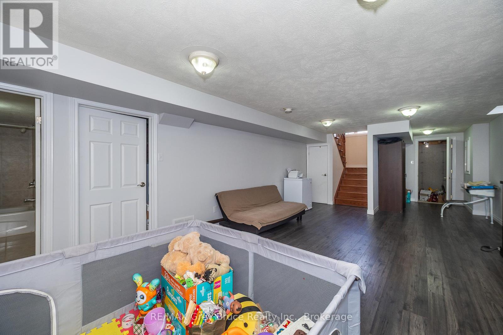 1487 14th Avenue E, Owen Sound, Ontario  N4K 0A1 - Photo 28 - X12148577