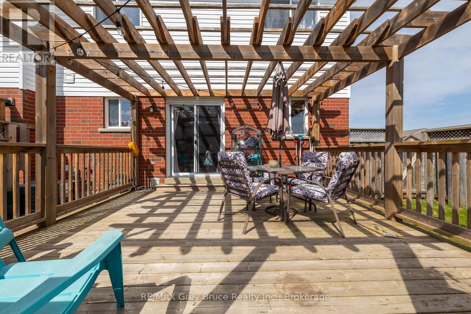 1487 14th Avenue E, Owen Sound, Ontario  N4K 0A1 - Photo 33 - X12148577