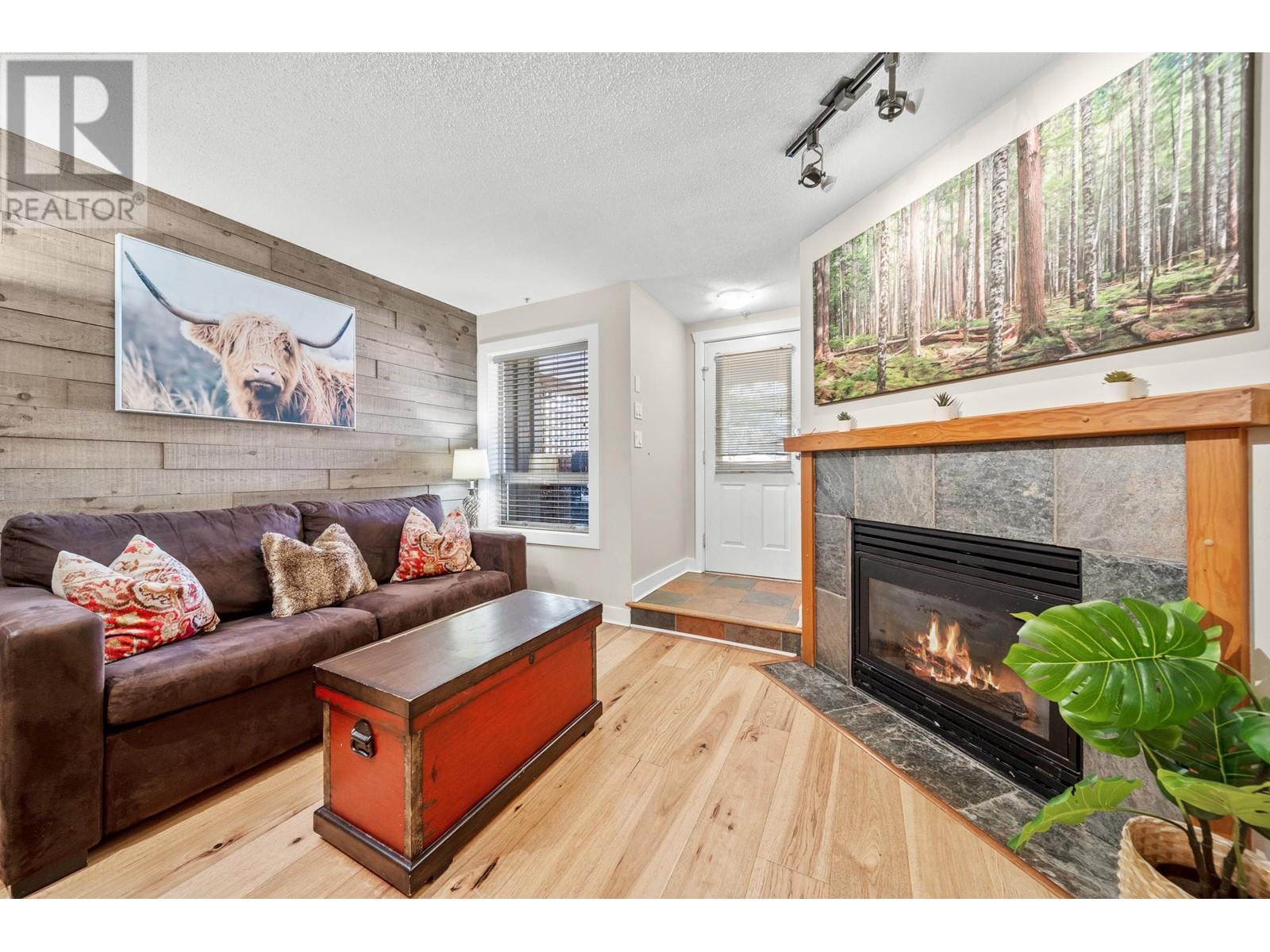 7/7a 4388 Northlands Boulevard, Whistler, British Columbia  V8E 1C6 - Photo 3 - R2996564