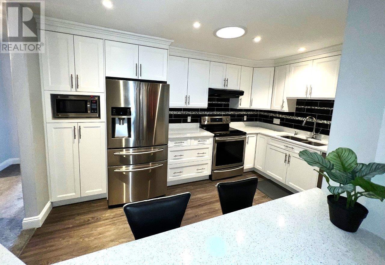 Property at 30 12071 232B STREET image 3