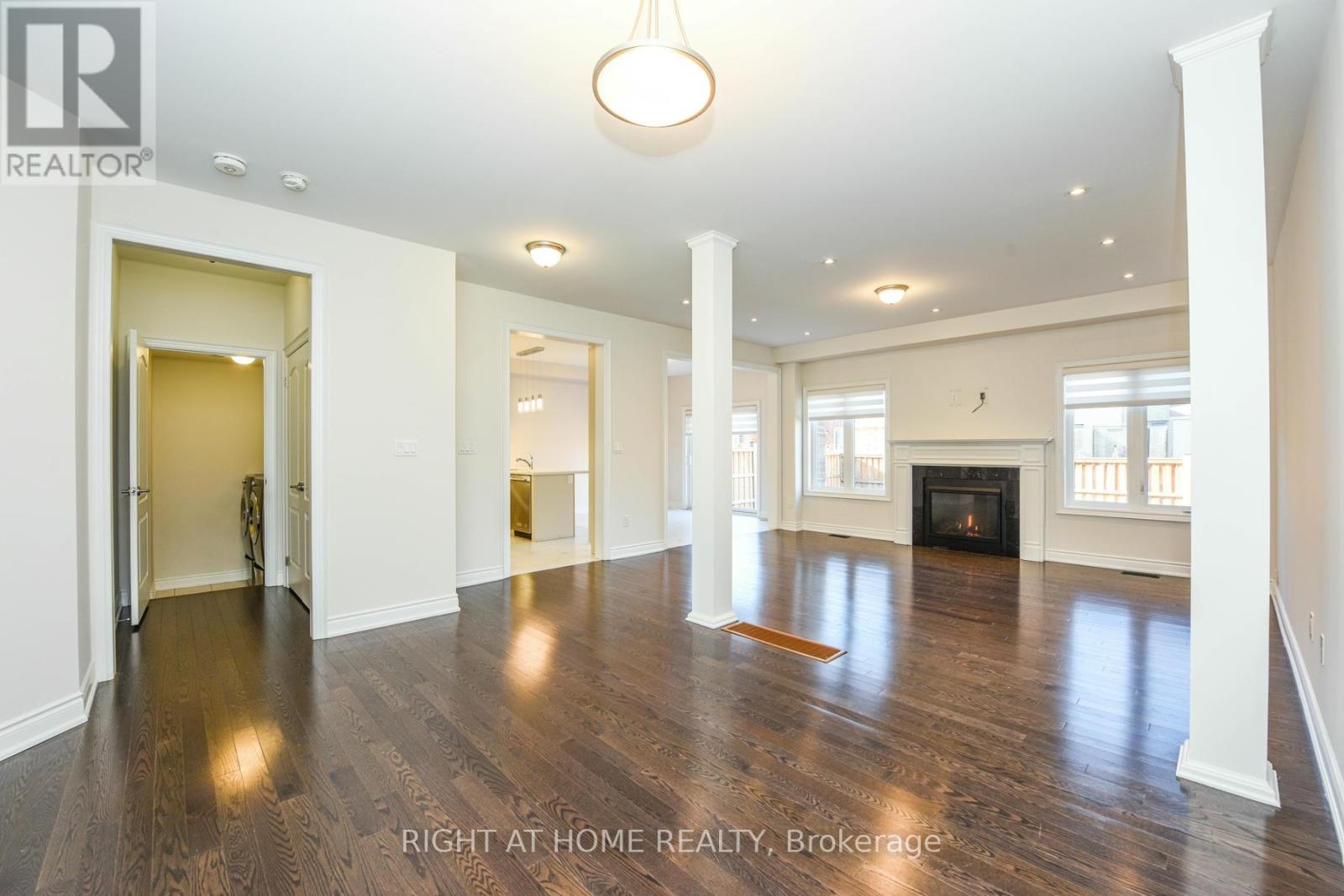 3 Prairie Creek Crescent, Brampton, Ontario  L6Y 6C9 - Photo 7 - W12148447