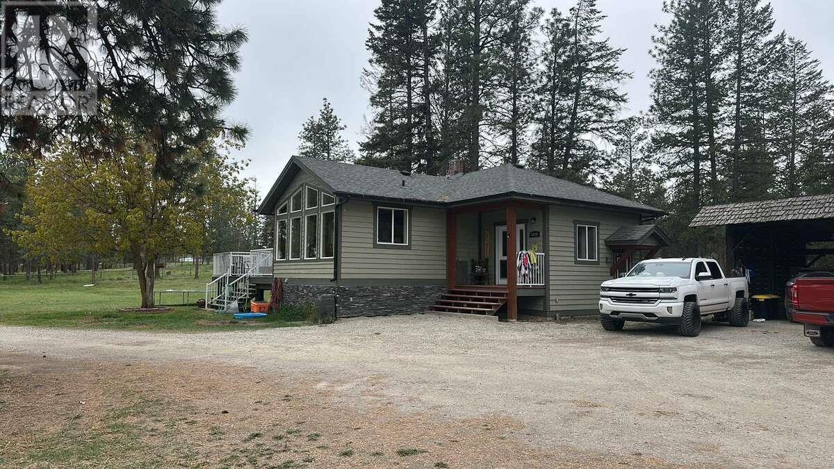 5121 Mission Road, Cranbrook, British Columbia  V1C 7B7 - Photo 1 - 10347979