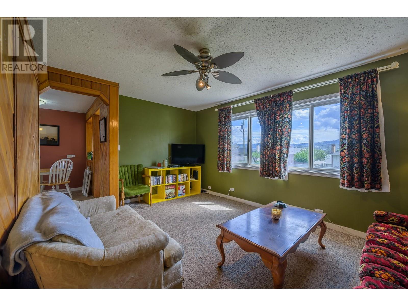 1040 Moncton Avenue, Kamloops, British Columbia  V2B 1S4 - Photo 3 - 10347972