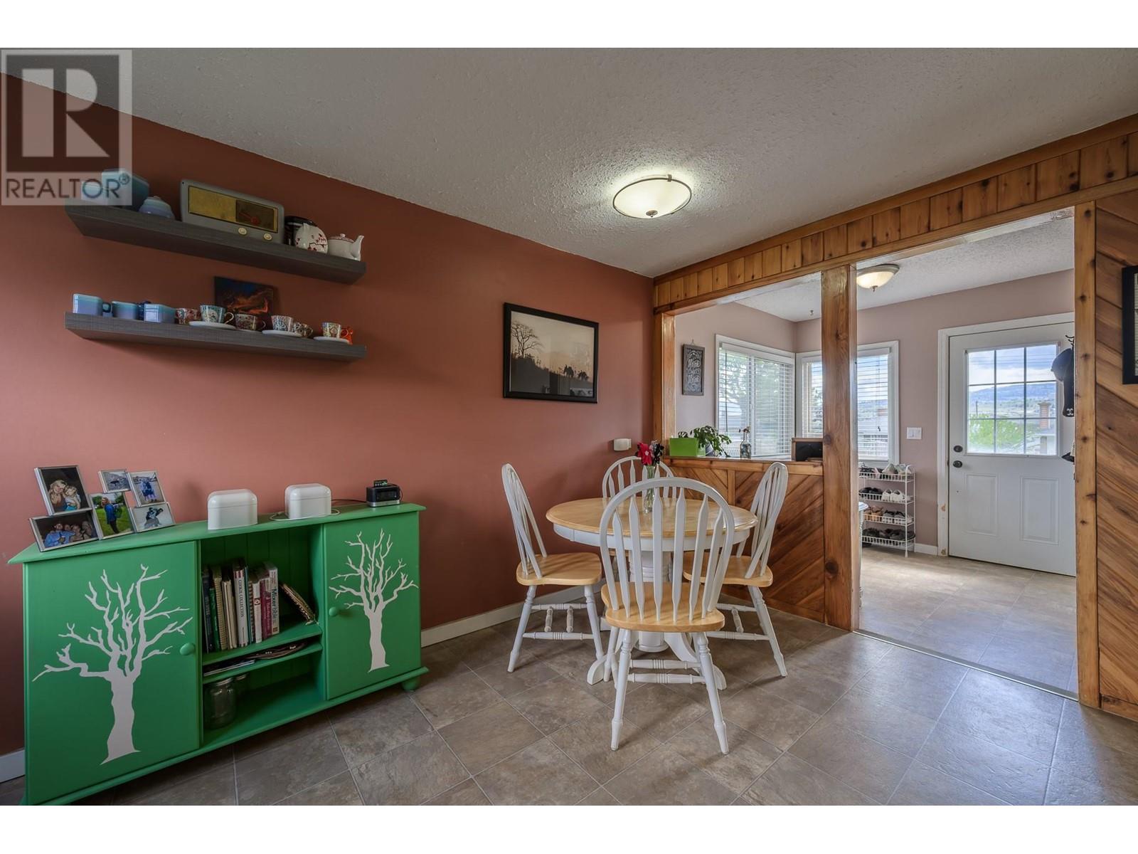 1040 Moncton Avenue, Kamloops, British Columbia  V2B 1S4 - Photo 5 - 10347972