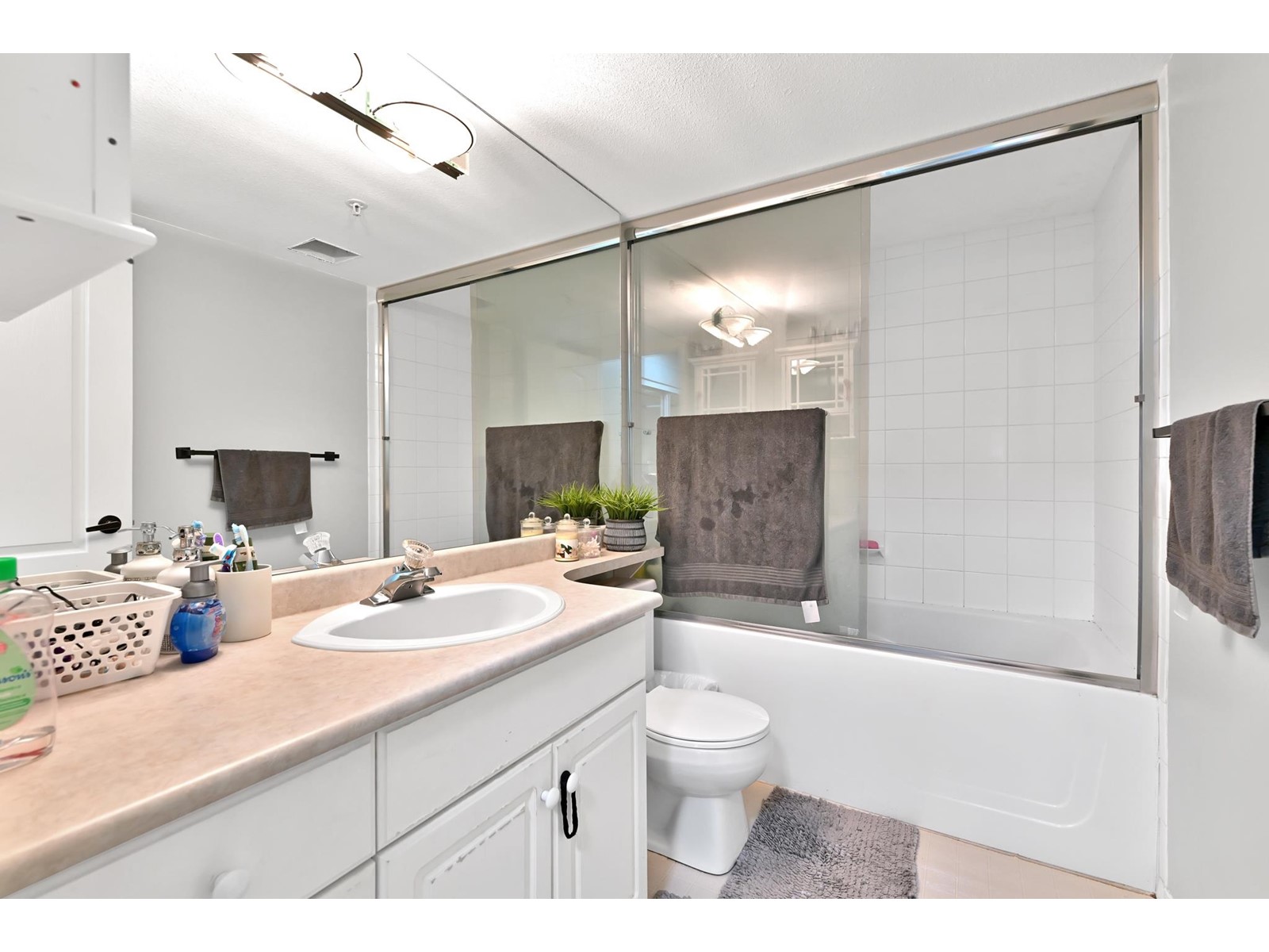 306 32075 George Ferguson Way, Abbotsford, British Columbia  V2T 2K7 - Photo 9 - R3002385