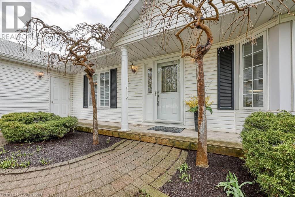 9 E Morningside Circle, New Hamburg, Ontario  N3A 2G2 - Photo 3 - 40720258