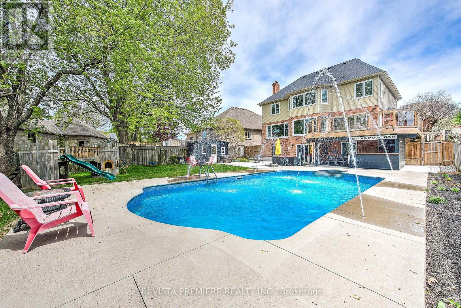Property at 499 ROSECLIFFE TERRACE image 4