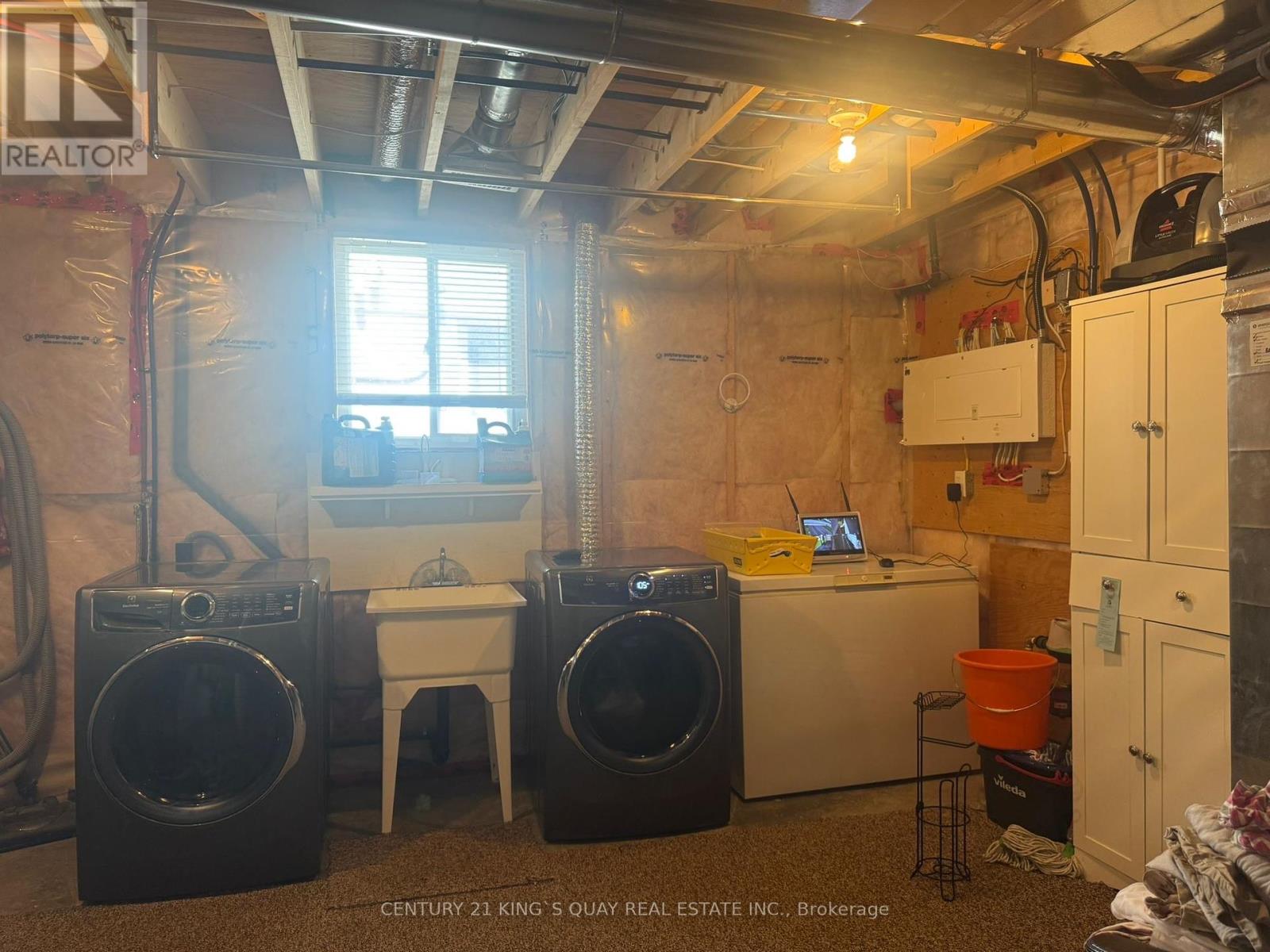 110 Greenhill Lane, Belleville (Belleville Ward), Ontario  K8N 4Y4 - Photo 20 - X12148395