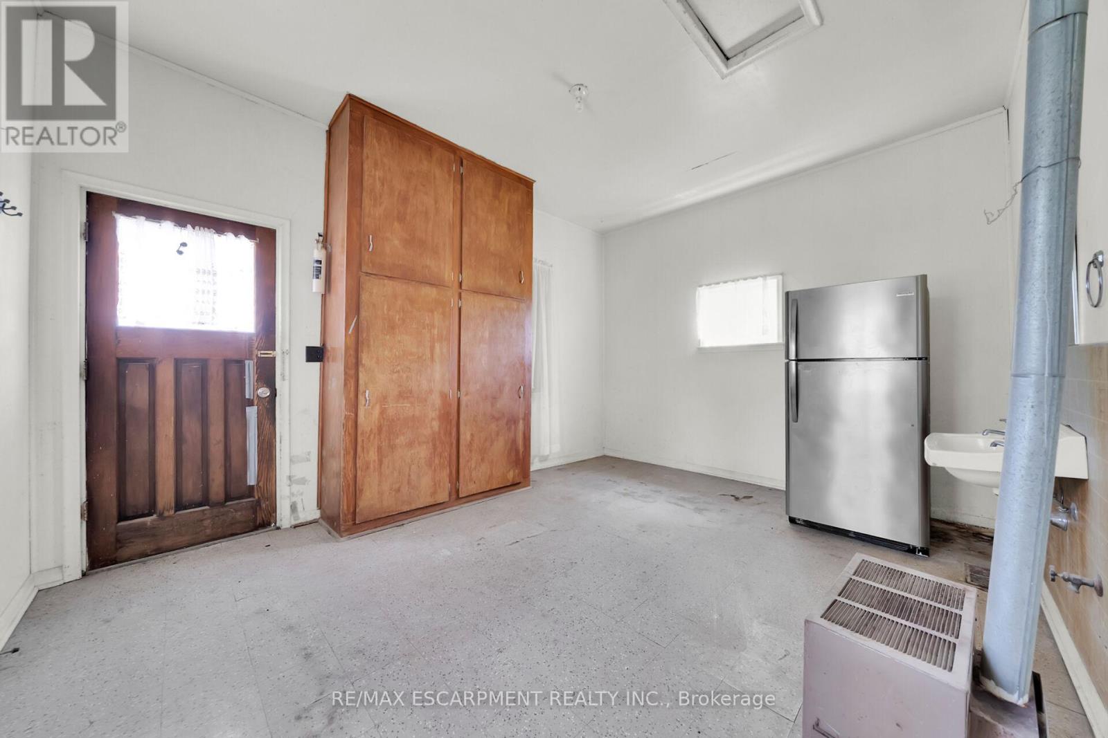 534 Haldimand 32 Road, Haldimand, Ontario  N0A 1C0 - Photo 7 - X12148435