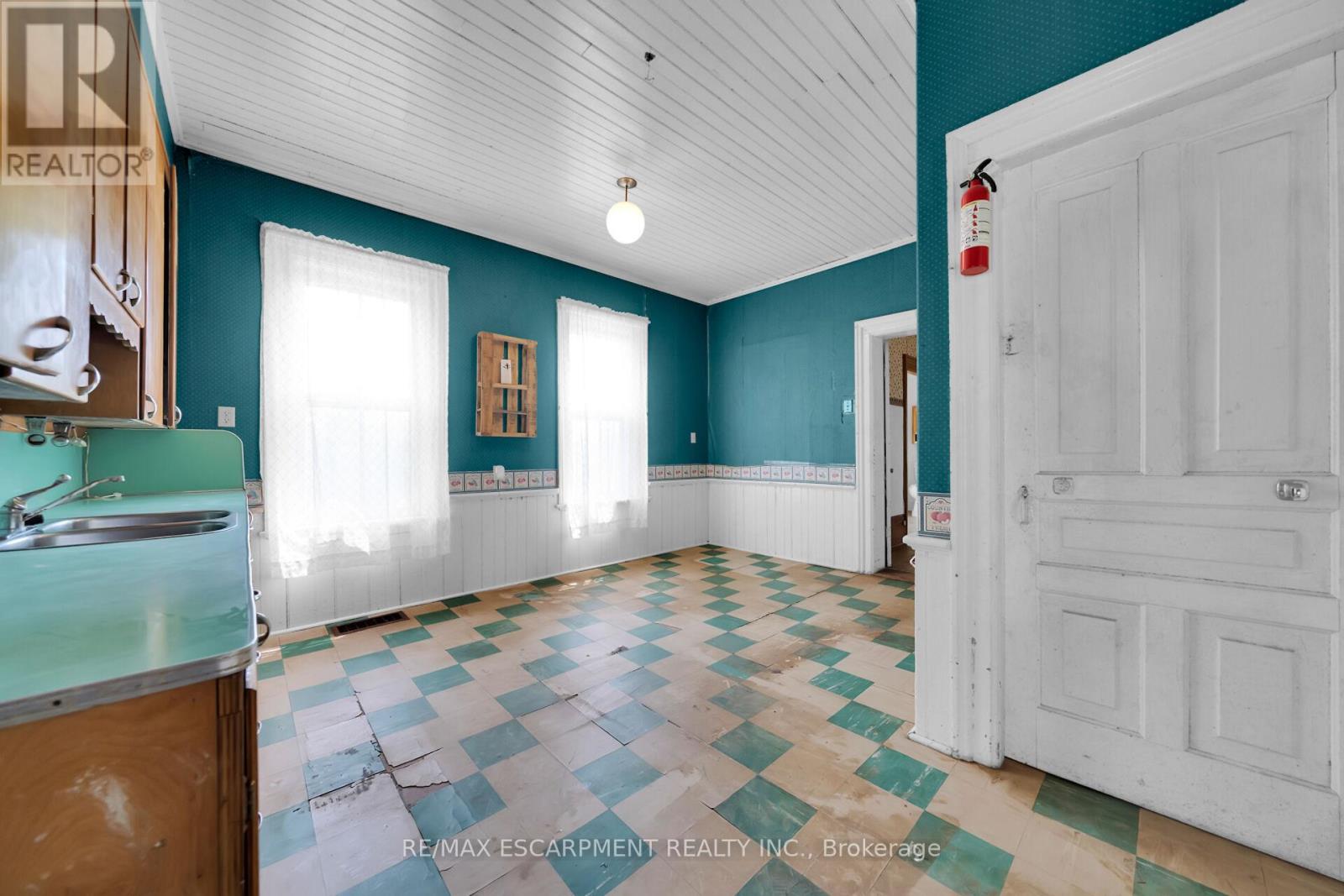 534 Haldimand 32 Road, Haldimand, Ontario  N0A 1C0 - Photo 8 - X12148435