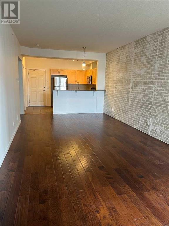Property at 404, 5720 2 Street SW image 4