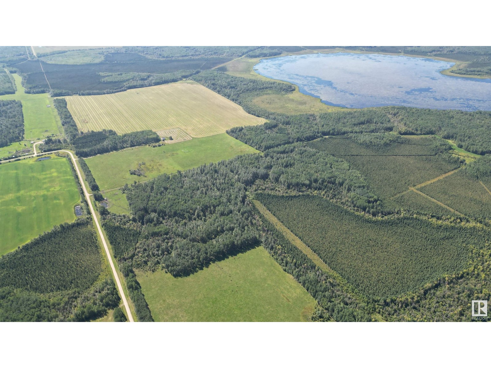 67406 Range Road 235, Rural Greenview M.d., Alberta  T0H 3Z0 - Photo 8 - E4436396