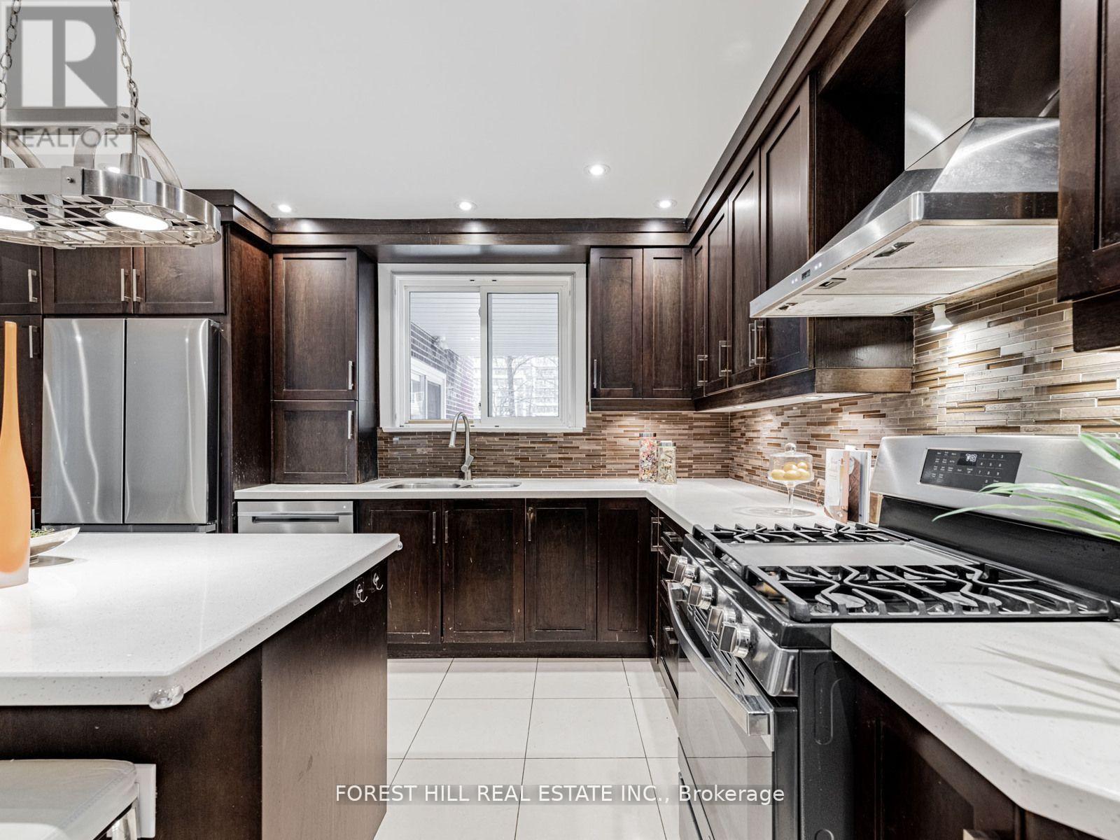 381 Hollywood Avenue, Toronto, Ontario  M2N 3L3 - Photo 18 - C12148493