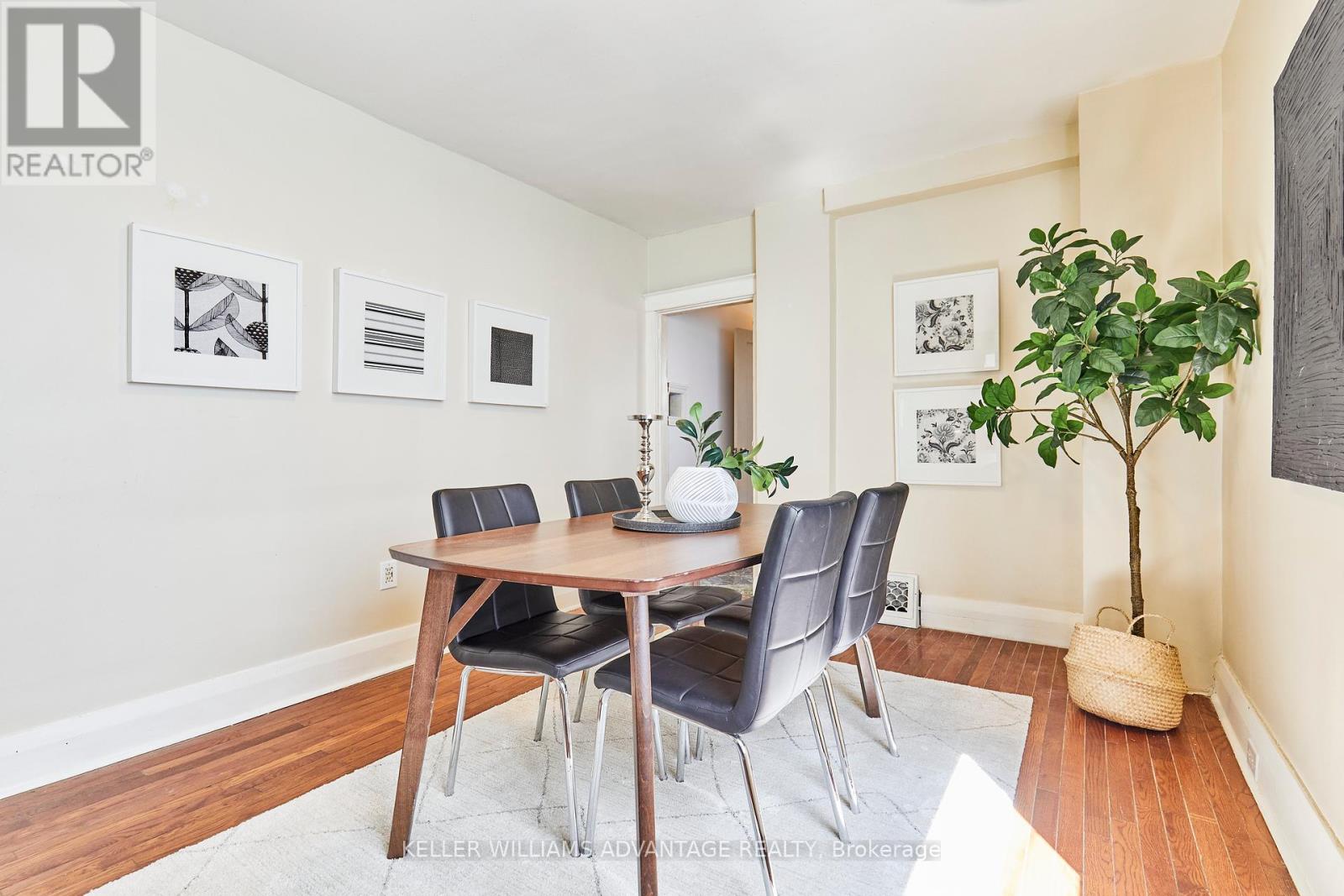 808 Sammon Avenue, Toronto (Danforth Village-East York), Ontario  M4C 2E8 - Photo 10 - E12148483