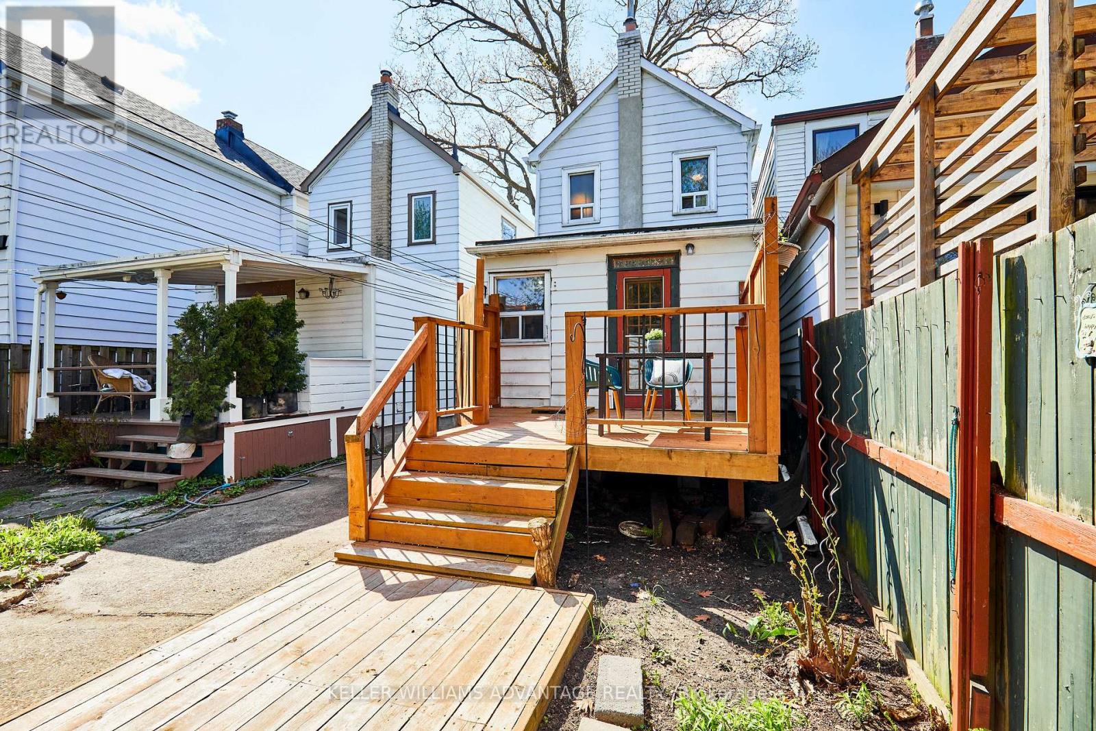 808 Sammon Avenue, Toronto (Danforth Village-East York), Ontario  M4C 2E8 - Photo 18 - E12148483