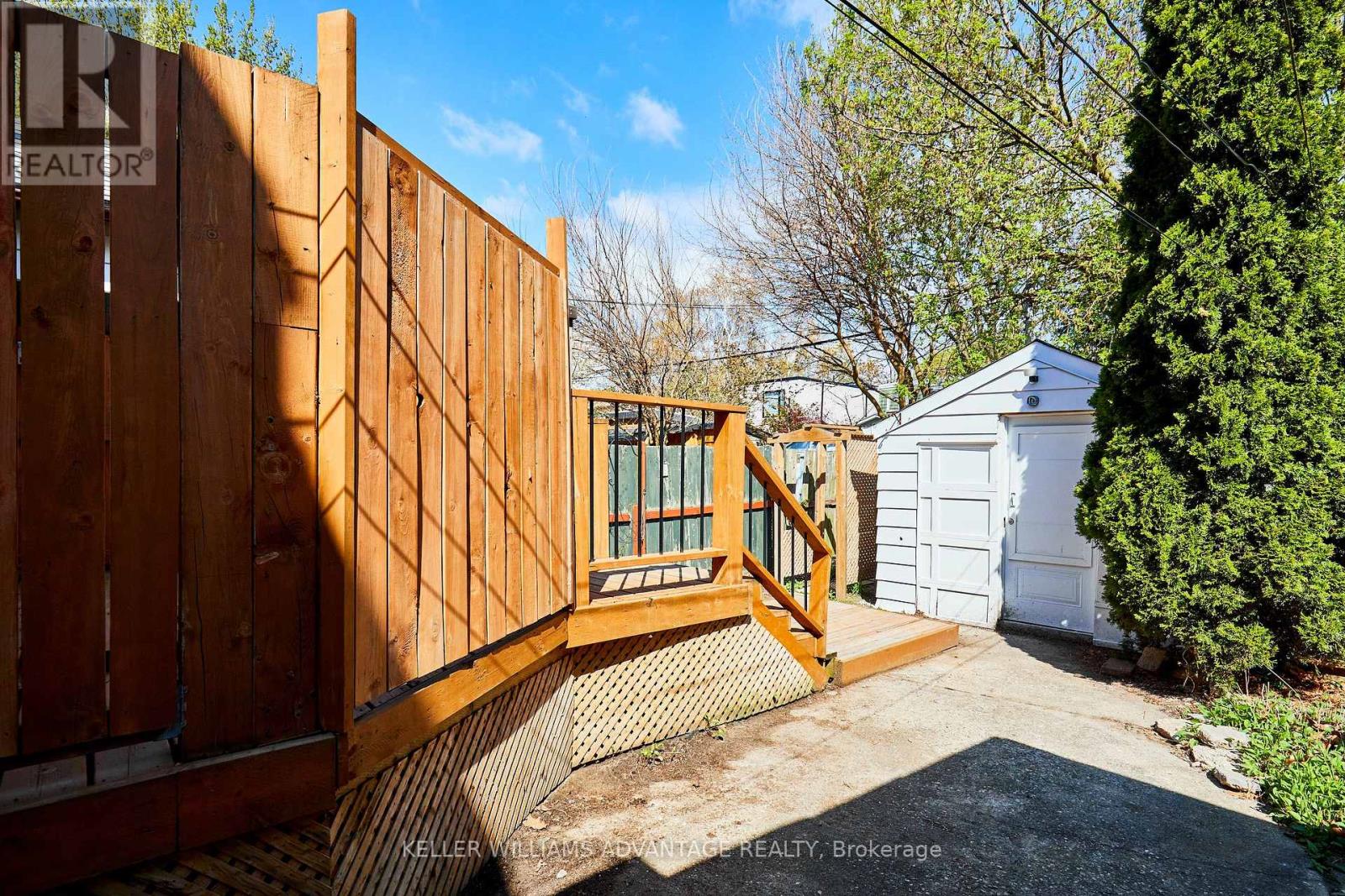 808 Sammon Avenue, Toronto, Ontario  M4C 2E8 - Photo 23 - E12148483