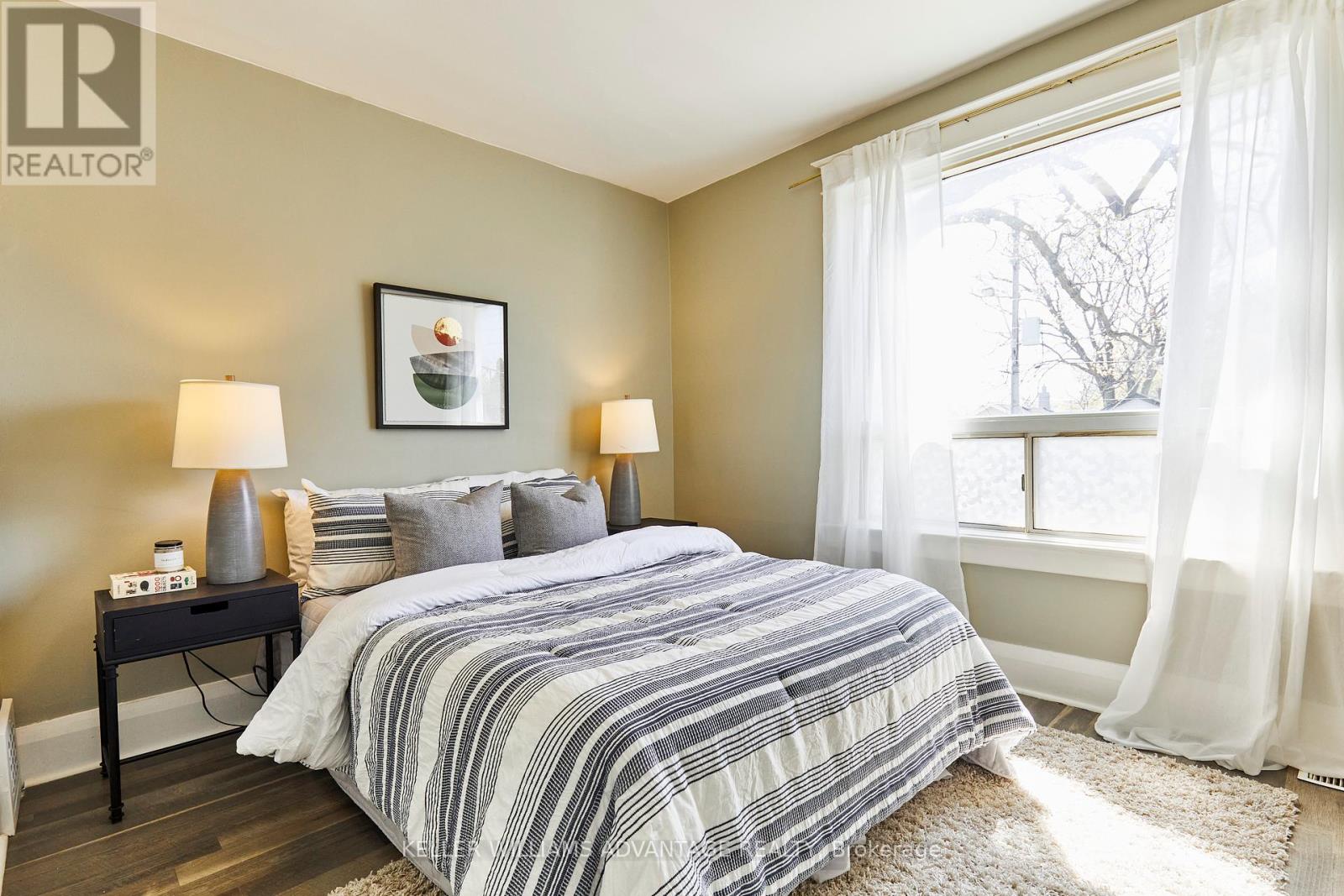 808 Sammon Avenue, Toronto, Ontario  M4C 2E8 - Photo 26 - E12148483