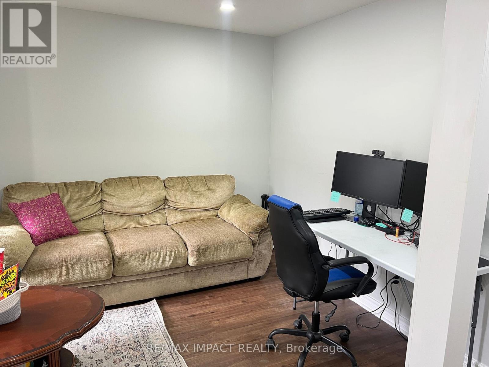 26 Stevensgate Drive, Ajax, Ontario  L1T 4Z3 - Photo 5 - E12148601