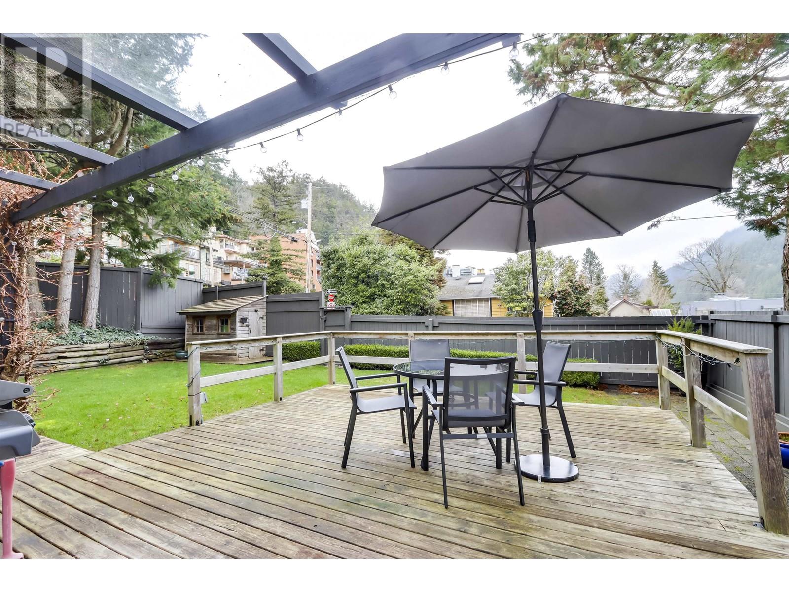 6590 Nelson Avenue, West Vancouver, British Columbia  V7W 2A9 - Photo 15 - R3002887