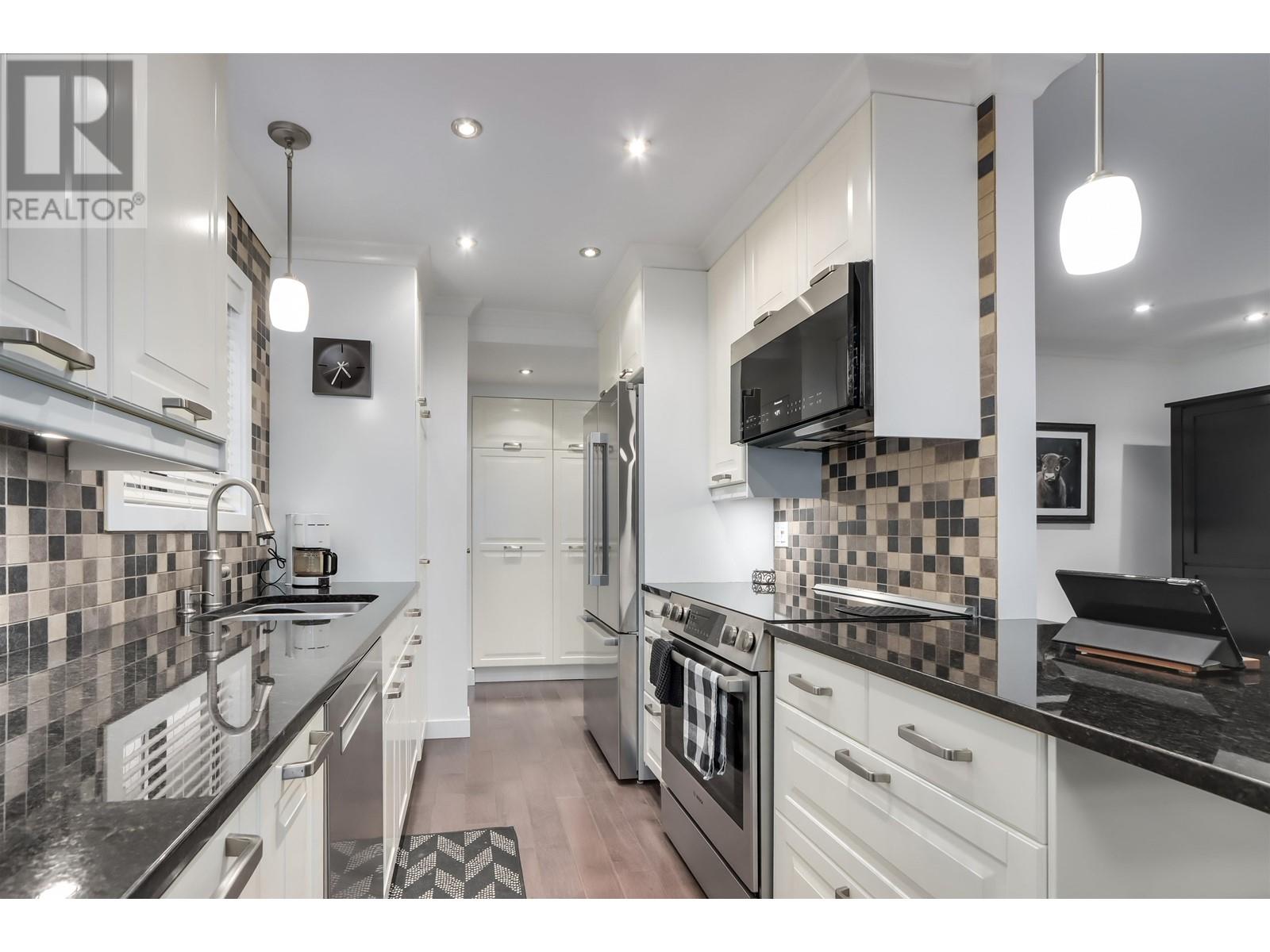 6590 Nelson Avenue, West Vancouver, British Columbia  V7W 2A9 - Photo 9 - R3002887