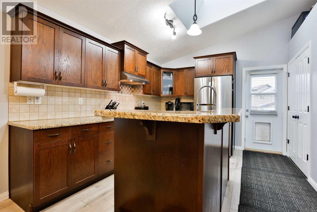 53 Coalbanks Link W, Lethbridge, Alberta  T1J 4R8 - Photo 8 - A2221259