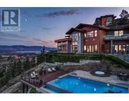 733 Forestridge Lane, kelowna, British Columbia