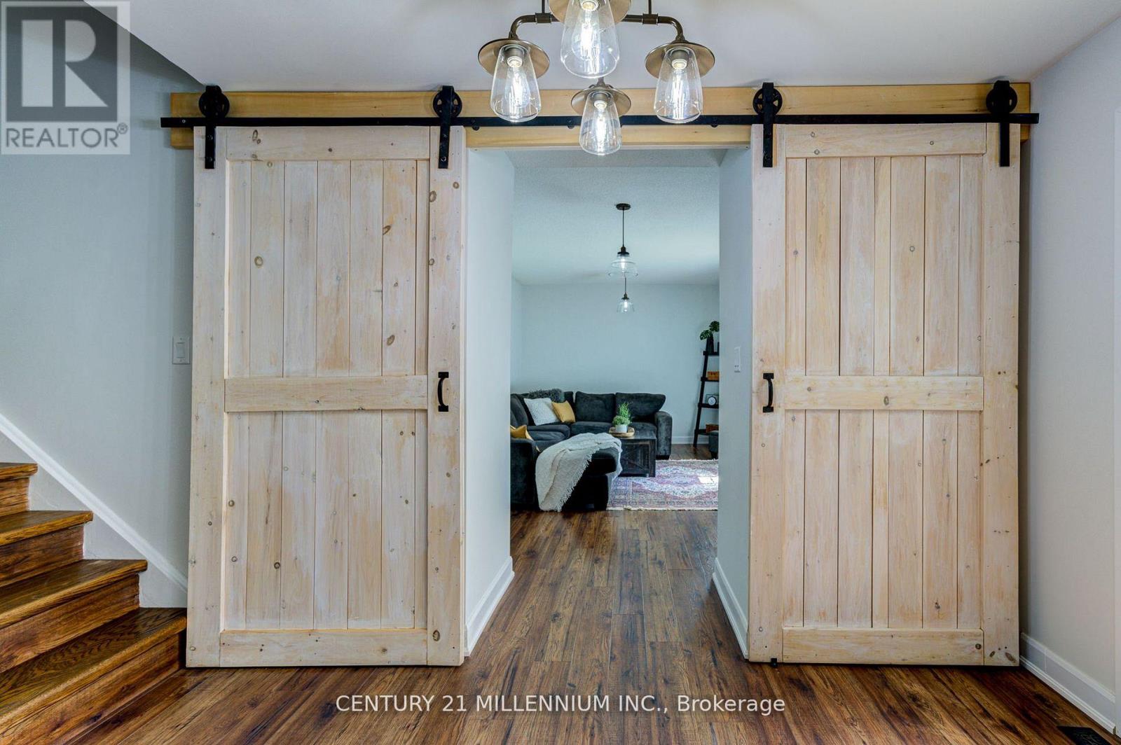 19 Gallowood Trail, Adjala-Tosorontio, Ontario  L0M 1J0 - Photo 12 - N12148475