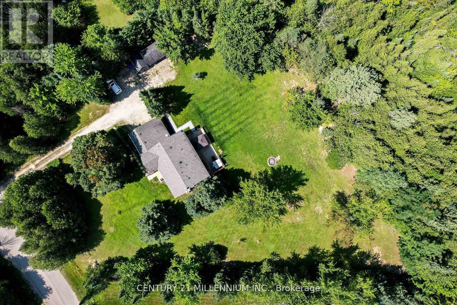 19 Gallowood Trail, Adjala-Tosorontio, Ontario  L0M 1J0 - Photo 30 - N12148475