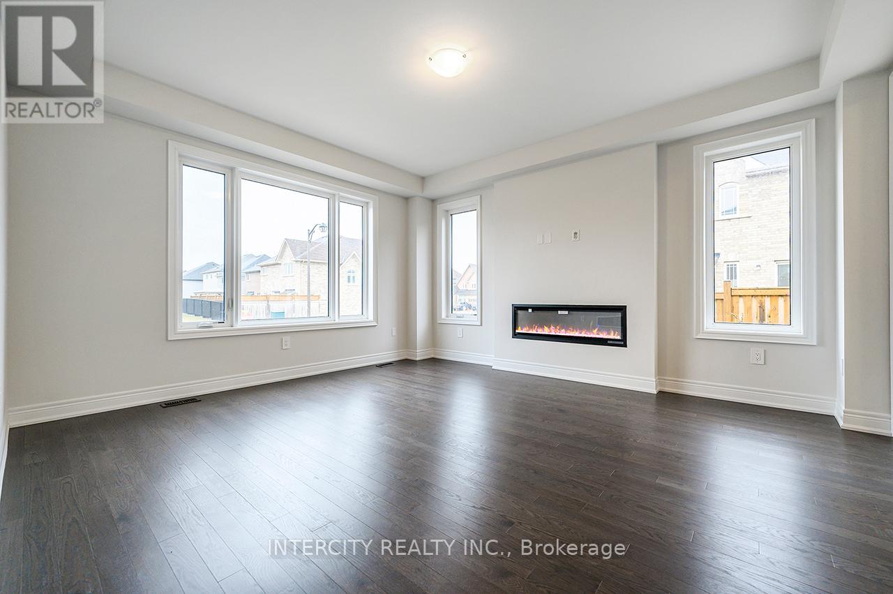 57 Bostock Drive, Georgina, Ontario  L4P 0S5 - Photo 14 - N12148522