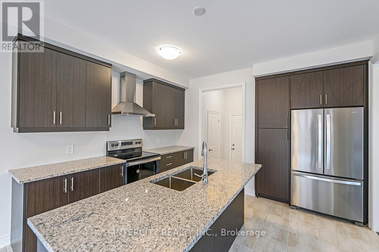 57 Bostock Drive, Georgina, Ontario  L4P 0S5 - Photo 19 - N12148522